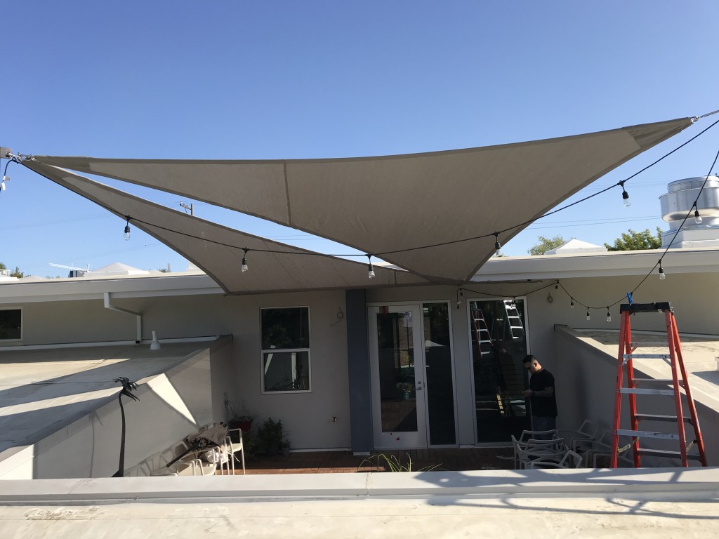 Cable Shade Sail using 90 SaFRshade mesh 90% Cable Shade Sail using 90 SaFRshade mesh 90%